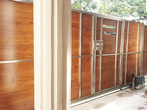 MS Modern Main Gates